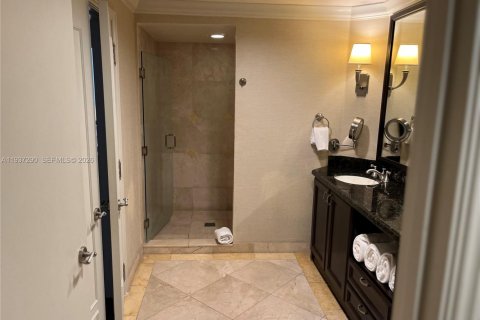 Hôtel, hôtellerie à vendre à Fort Lauderdale, Floride: 1 chambre, 91.97 m2 № 1995143 - photo 10