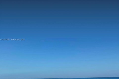 Hôtel, hôtellerie à vendre à Fort Lauderdale, Floride: 1 chambre, 91.97 m2 № 1995143 - photo 18