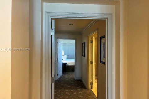 Hôtel, hôtellerie à vendre à Fort Lauderdale, Floride: 1 chambre, 91.97 m2 № 1995143 - photo 23