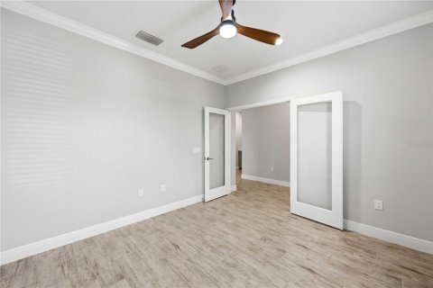 House in Englewood, Florida 3 bedrooms, 168.34 sq.m. № 2304750 - photo 22