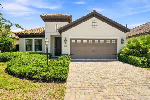 House in Englewood, Florida 3 bedrooms, 168.34 sq.m. № 2304750 - photo 3