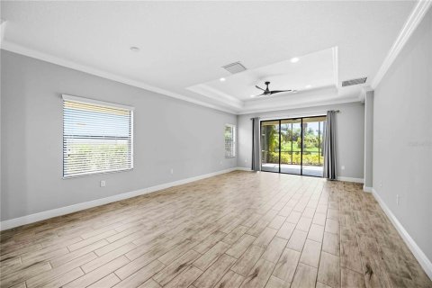 House in Englewood, Florida 3 bedrooms, 168.34 sq.m. № 2304750 - photo 17