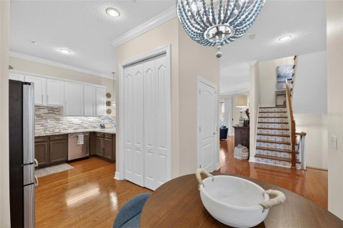 Townhouse in Apollo Beach, Florida 5 bedrooms, 299.33 sq.m. № 2099808 - photo 29