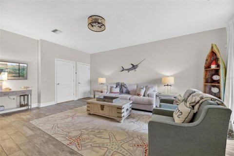 Townhouse in Apollo Beach, Florida 5 bedrooms, 299.33 sq.m. № 2099808 - photo 15