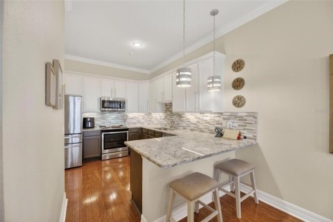 Townhouse in Apollo Beach, Florida 5 bedrooms, 299.33 sq.m. № 2099808 - photo 30