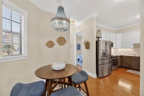 Townhouse in Apollo Beach, Florida 5 bedrooms, 299.33 sq.m. № 2099808 - photo 27