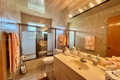 Купить виллу или дом в Майами, Флорида 3 спальни, 210.61м2, № 1730296 - фото 11