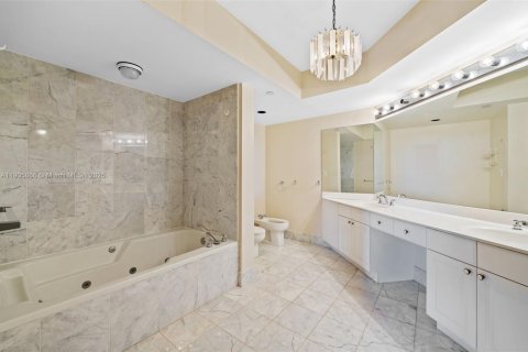 Купить кондоминиум в Авентура, Флорида 3 спальни, 169.08м2, № 2012663 - фото 21