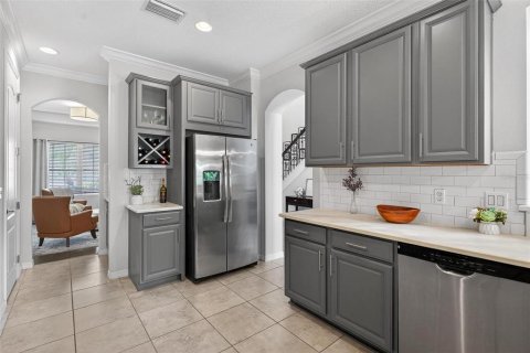 House in Winter Garden, Florida 5 bedrooms, 398.36 sq.m. № 1775372 - photo 14