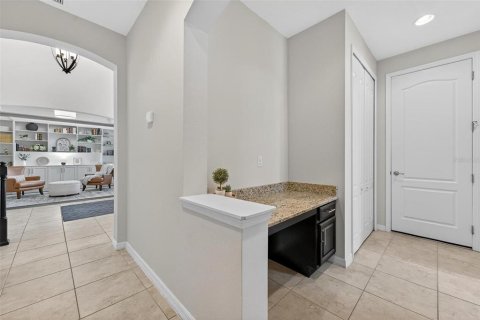 House in Winter Garden, Florida 5 bedrooms, 398.36 sq.m. № 1775372 - photo 27