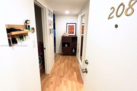 Condo à Miami Beach, Floride, 2 chambres  № 2415894