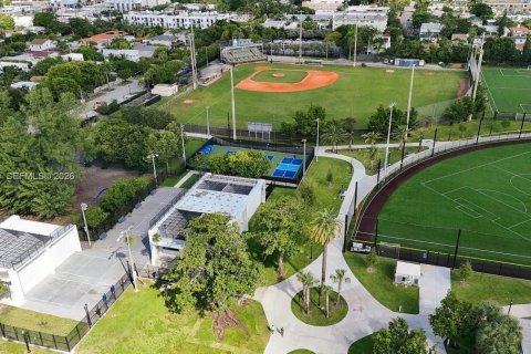 Copropriété à vendre à Miami Beach, Floride: 2 chambres, 82.68 m2 № 2415894 - photo 26