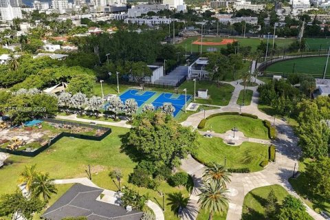 Copropriété à vendre à Miami Beach, Floride: 2 chambres, 82.68 m2 № 2415894 - photo 25