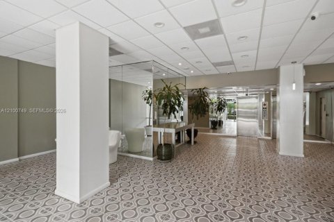 Copropriété à vendre à Miami Beach, Floride: 2 chambres, 82.68 m2 № 2415894 - photo 28