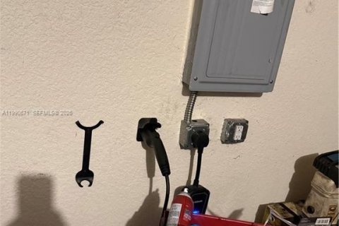 Купить виллу или дом в Лабель, Флорида 3 спальни, № 2057983 - фото 12