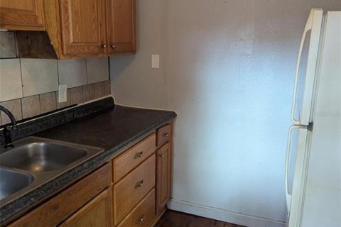 Immobilier commercial à vendre à Bradenton, Floride: 3 chambres, 109.16 m2 № 1911736 - photo 6