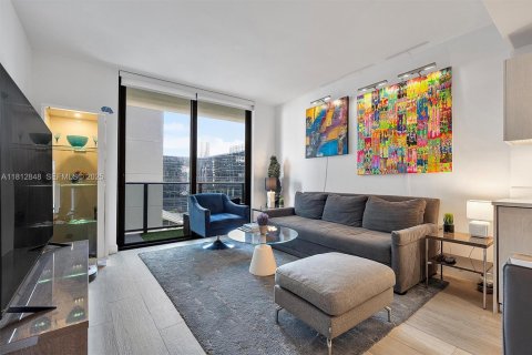 Copropriété à vendre à Miami, Floride: 1 chambre, 72.09 m2 № 1977379 - photo 3