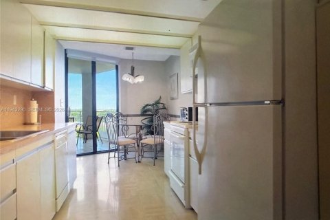 Copropriété à vendre à Miami, Floride: 2 chambres, 141.21 m2 № 1999561 - photo 17