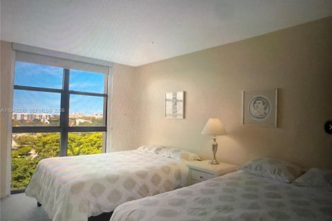 Copropriété à vendre à Miami, Floride: 2 chambres, 141.21 m2 № 1999561 - photo 19