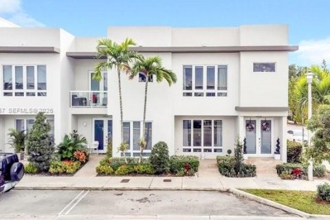 Купить таунхаус в Дорал, Флорида 4 спальни, 215.25м2, № 2010793 - фото 2