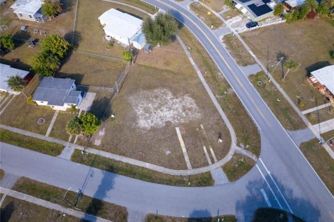 Terreno en venta en Port Charlotte, Florida № 2160137 - foto 3