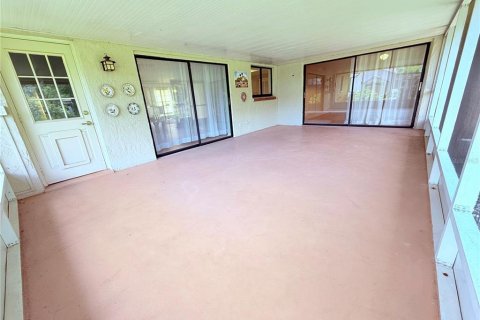 House in Tampa, Florida 4 bedrooms, 204.11 sq.m. № 1807012 - photo 19