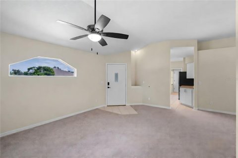 Villa ou maison à vendre à Leesburg, Floride: 2 chambres, 120.31 m2 № 1843332 - photo 9