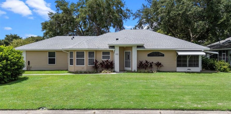 Villa ou maison à Leesburg, Floride 2 chambres, 120.31 m2 № 1843332