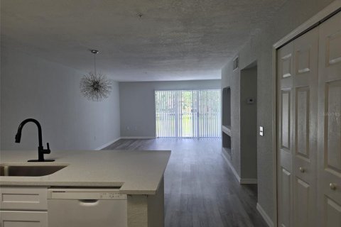 Copropriété à louer à Orlando, Floride: 2 chambres, 107.77 m2 № 2398507 - photo 8