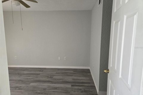 Copropriété à louer à Orlando, Floride: 2 chambres, 107.77 m2 № 2398507 - photo 12