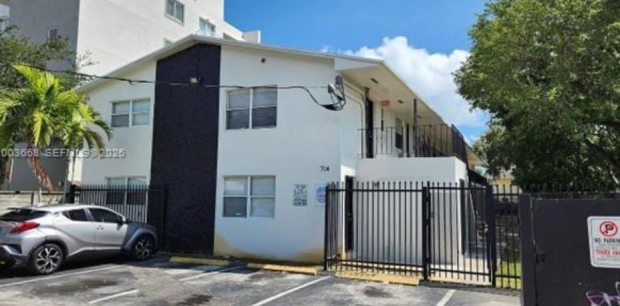 Apartamento en Miami, Florida 1 dormitorio, 41.81 m2 № 2069198