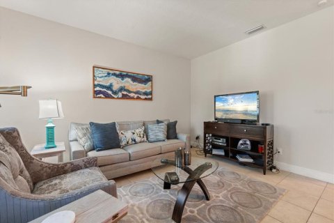 Adosado en venta en Sarasota, Florida, 3 dormitorios, 219.81 m2 № 1722274 - foto 12