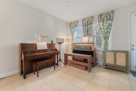 Adosado en venta en Sarasota, Florida, 3 dormitorios, 219.81 m2 № 1722274 - foto 13