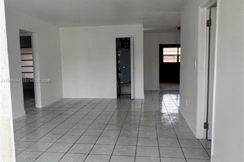 Townhouse in Miami, Florida 3 bedrooms, 94.3 sq.m. № 2062242 - photo 15