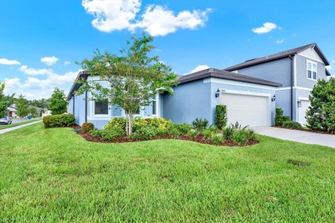 House in Land O' Lakes, Florida 3 bedrooms, 209.87 sq.m. № 1886279 - photo 28