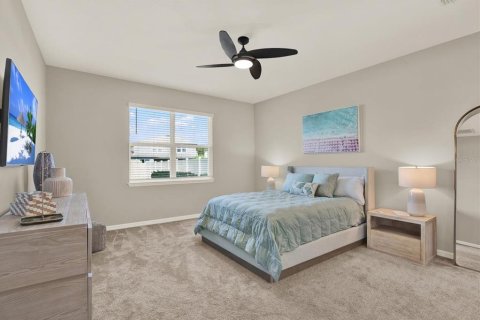 House in Land O' Lakes, Florida 3 bedrooms, 209.87 sq.m. № 1886279 - photo 17