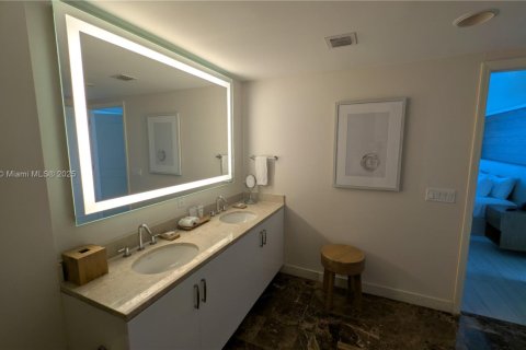 Condominio en venta en Fort Lauderdale, Florida, 2 dormitorios, 121.52 m2 № 1841241 - foto 18