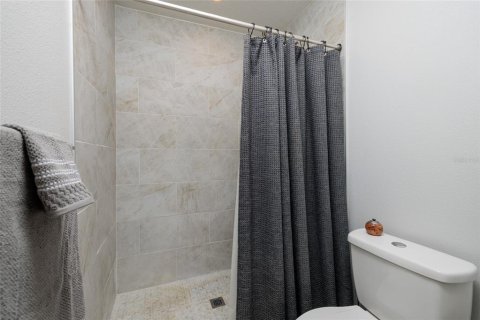 House in Land O' Lakes, Florida 3 bedrooms, 174.66 sq.m. № 2406735 - photo 21