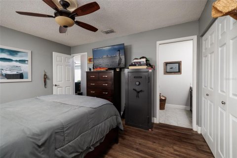 House in Land O' Lakes, Florida 3 bedrooms, 174.66 sq.m. № 2406735 - photo 19