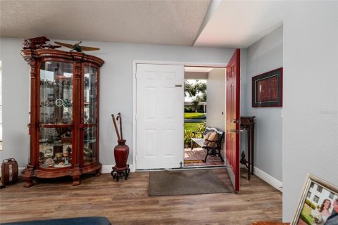 House in Land O' Lakes, Florida 3 bedrooms, 174.66 sq.m. № 2406735 - photo 10