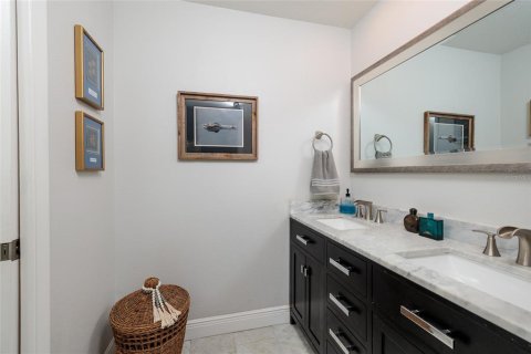 House in Land O' Lakes, Florida 3 bedrooms, 174.66 sq.m. № 2406735 - photo 20