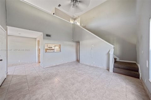 Copropriété à vendre à Sunrise, Floride: 2 chambres, 105.26 m2 № 2044053 - photo 3