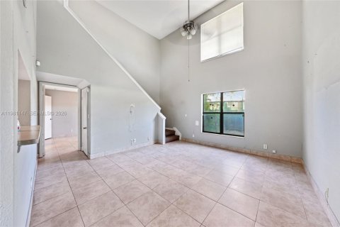 Copropriété à vendre à Sunrise, Floride: 2 chambres, 105.26 m2 № 2044053 - photo 2