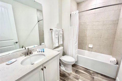 Townhouse in Kissimmee, Florida 2 bedrooms, 129.51 sq.m. № 1723203 - photo 23