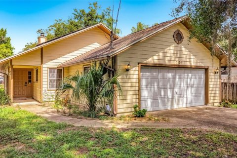 House in Orlando, Florida 2 bedrooms, 154.5 sq.m. № 2333818
