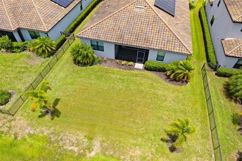 Villa ou maison à vendre à Bradenton, Floride: 4 chambres, 212.47 m2 № 2297043 - photo 10