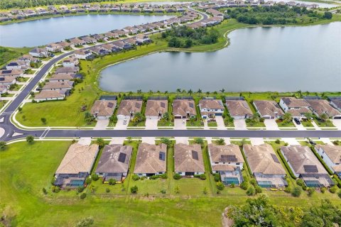 Villa ou maison à vendre à Bradenton, Floride: 4 chambres, 212.47 m2 № 2297043 - photo 9