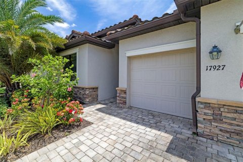Villa ou maison à vendre à Bradenton, Floride: 4 chambres, 212.47 m2 № 2297043 - photo 8