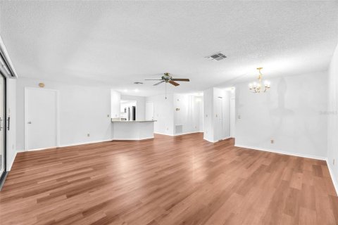 Casa en venta en Sun City Center, Florida, 2 dormitorios, 118.17 m2 № 1903081 - foto 6