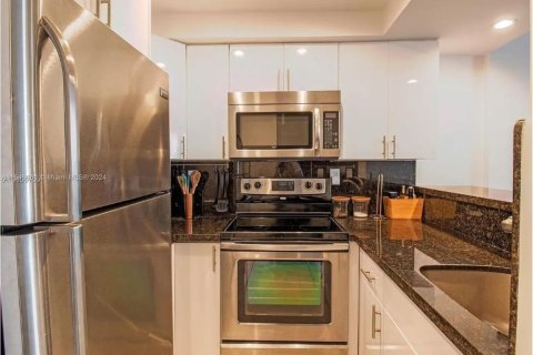 Copropriété à vendre à Miami Beach, Floride: 1 chambre, 53.51 m2 № 1985231 - photo 4